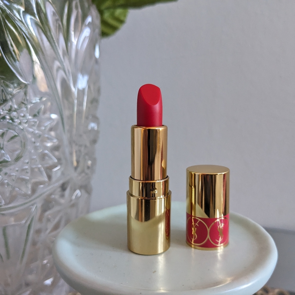 Yves Saint Laurent mini lipstick 💄